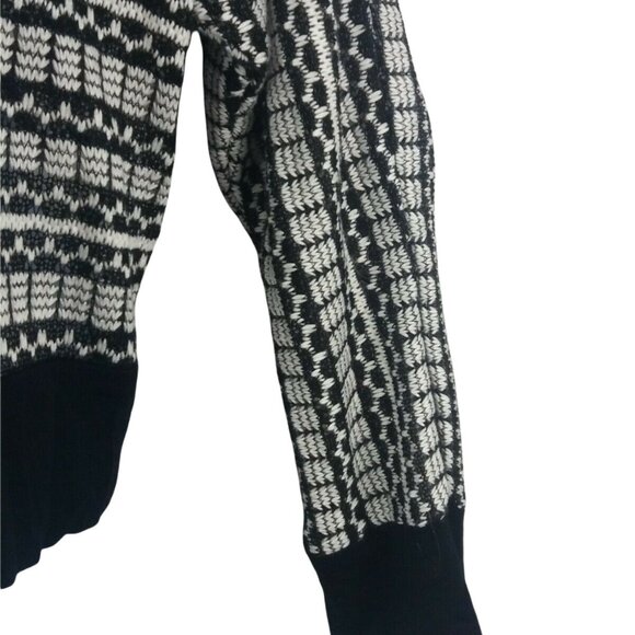 Chenault Cowl Neck Sweater Top Black White Medium Relaxed Long Sleeve Classic - Picture 9 of 9